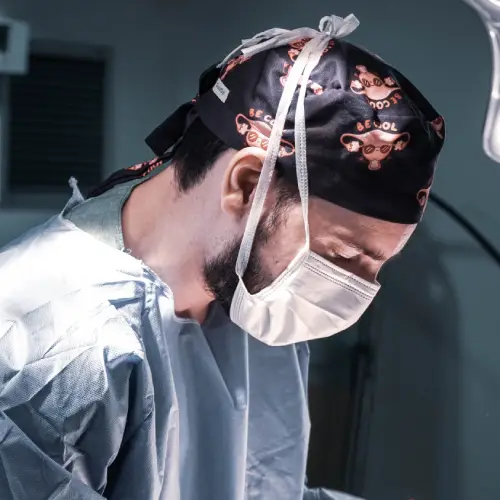 Cirurgia robótica para tratamentos de aderências pélvicas